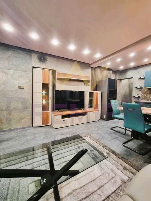 Продава се Двустаен апартамент в София, Център - 66 кв.м за 5137 €/кв.м - Снимка #3