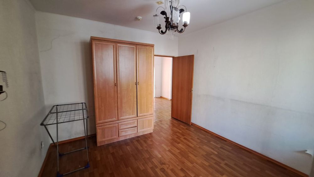 Продается 2 комн квартира