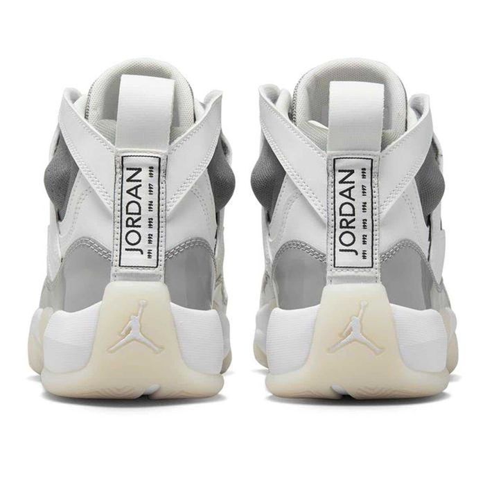 Pantofi sport Nike Jumpman nr42,5