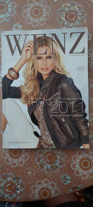 Каталоги продаю..