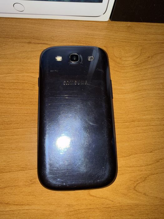 Продам телефоны на запчасти