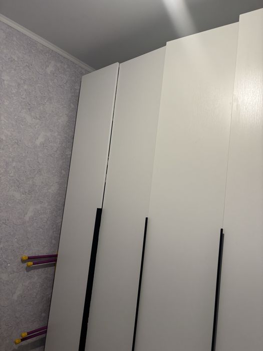 Продаю спальный гарнитур