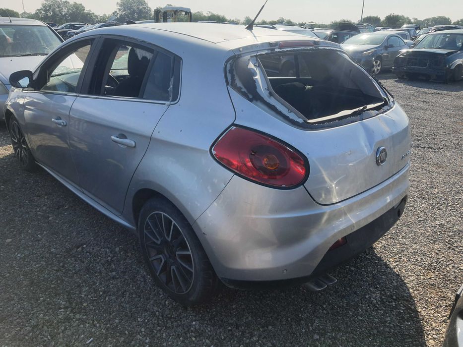 На части! Fiat Bravo 1.9 Multijet