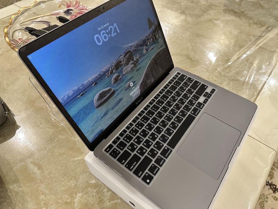 Apple MacBook Air 13 m1