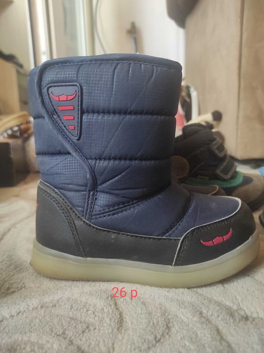 Детские сапоги Оригинал  угги и Аляска 25 размер