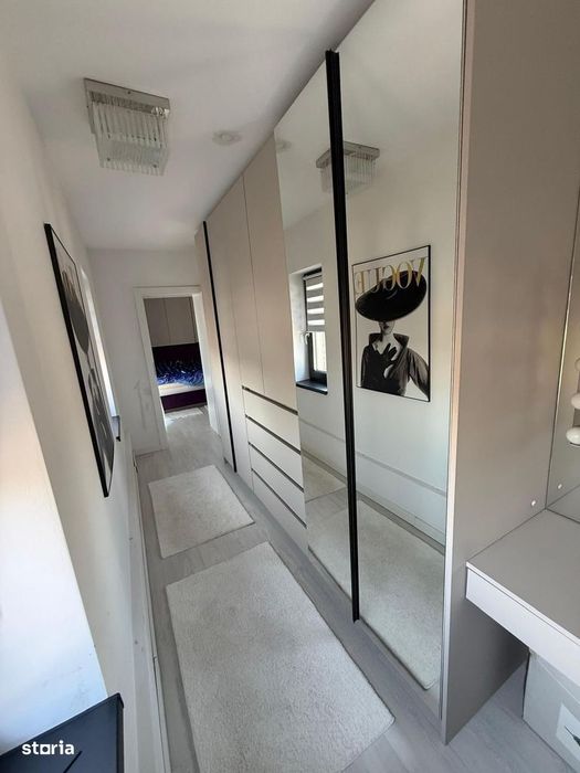 Apartament bloc NOU,4 camere,3 bai,2 terase,parcare privată