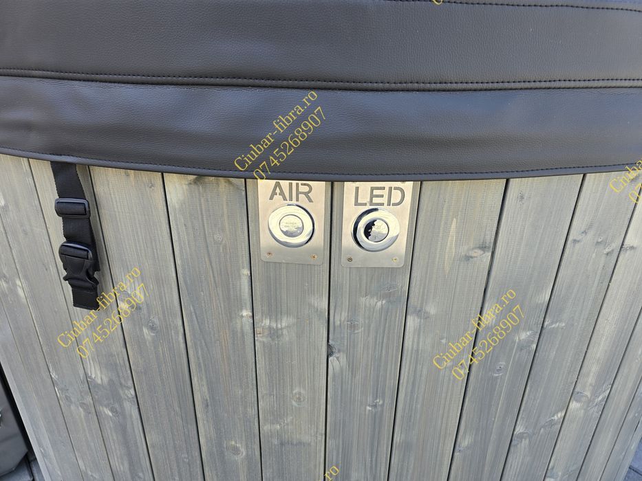 Jacuzzi Ciubar din fibra de sticla