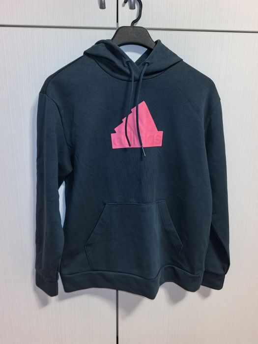 блуза Guess, блуза и суитшър Adidas