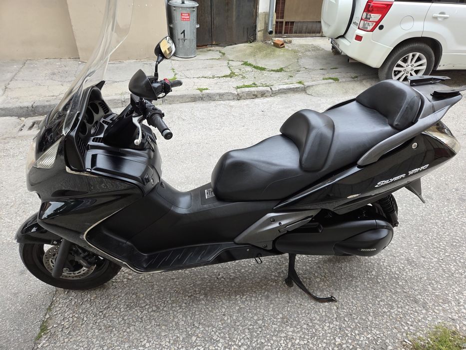 Honda silver wing 400