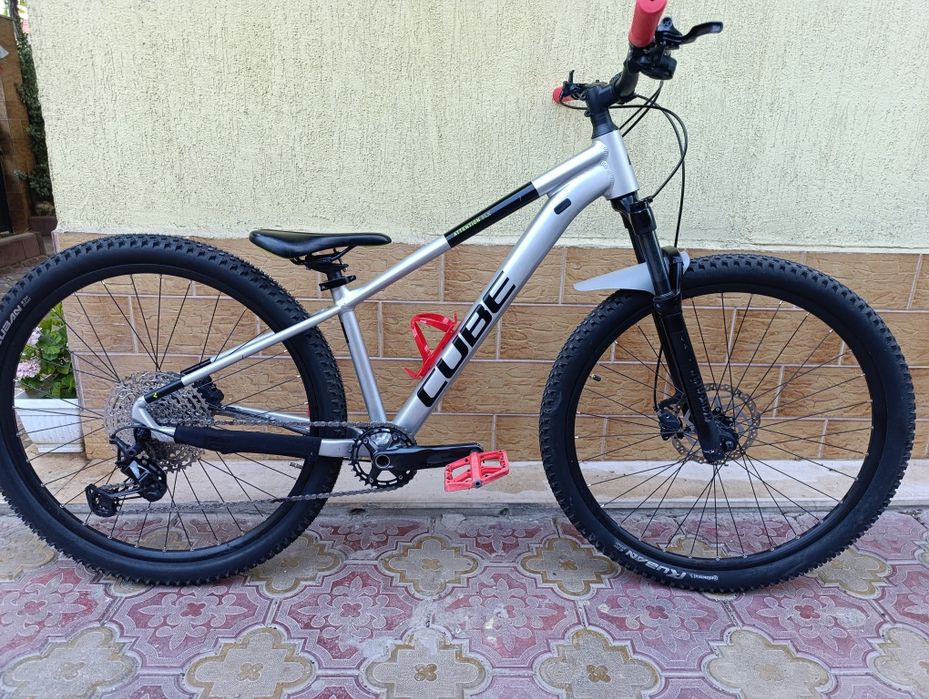 Cube Attention SLX /27,5 цола