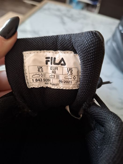 Обувки Fila номер 40