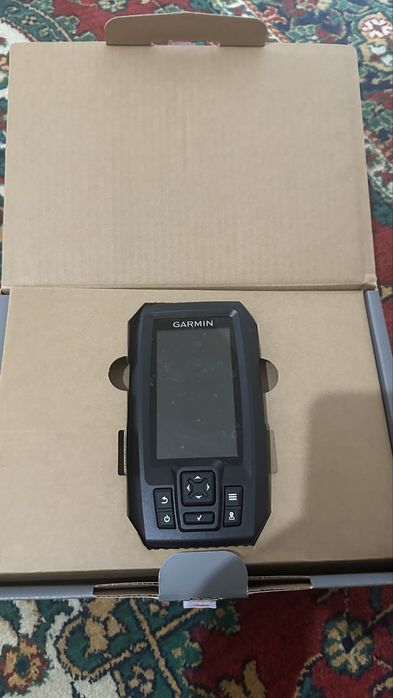 Эхолот гармин Garmin striker vivid4cv+transducer