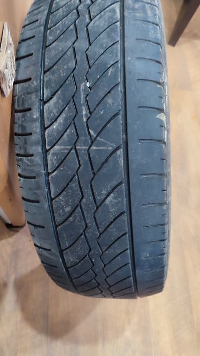 Автопокрышка летняя