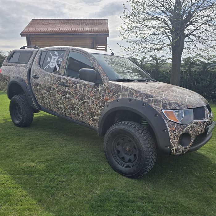 Vând Mitsubishi L200