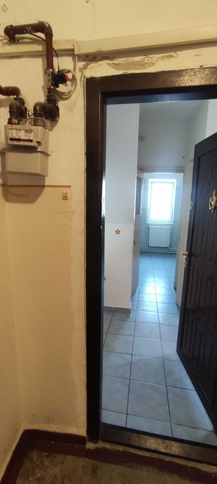 Vând apartament 2 camere decomandat Micro 5 Buzau
