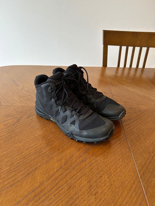 Ботинки походные женские