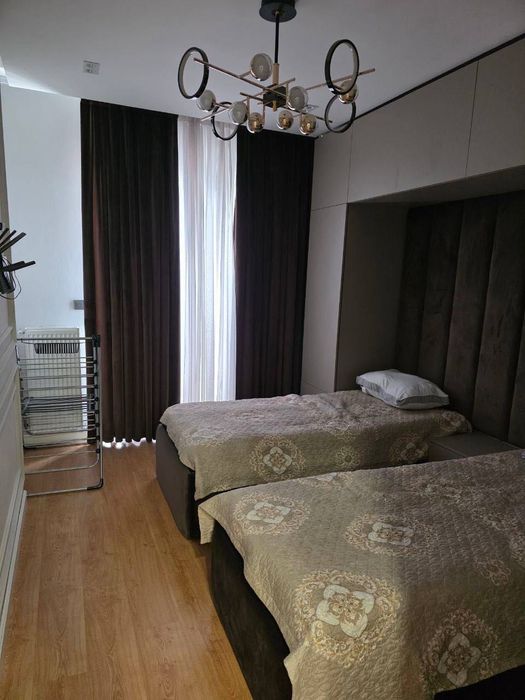 Istanbul City Продается 3 комнатная квартира ремонт А.Каххара