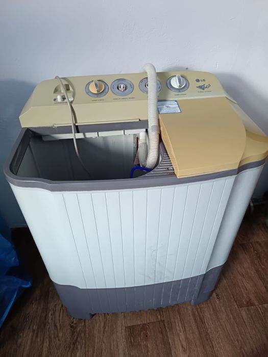 Стиральная машина полуавтомат