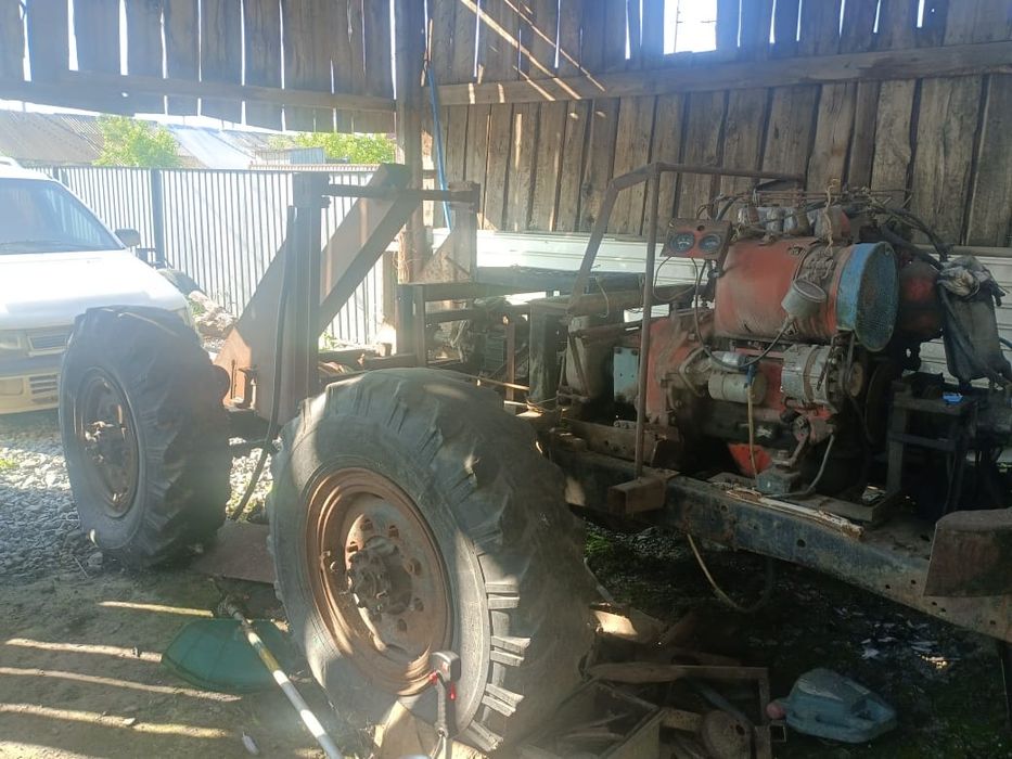 трактор с прицепом