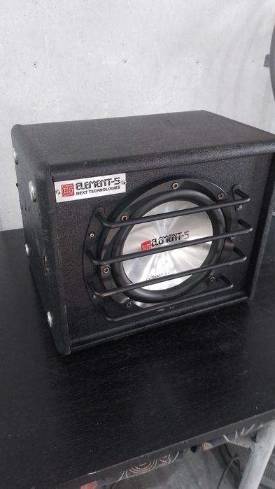 Продам сабвуфер.