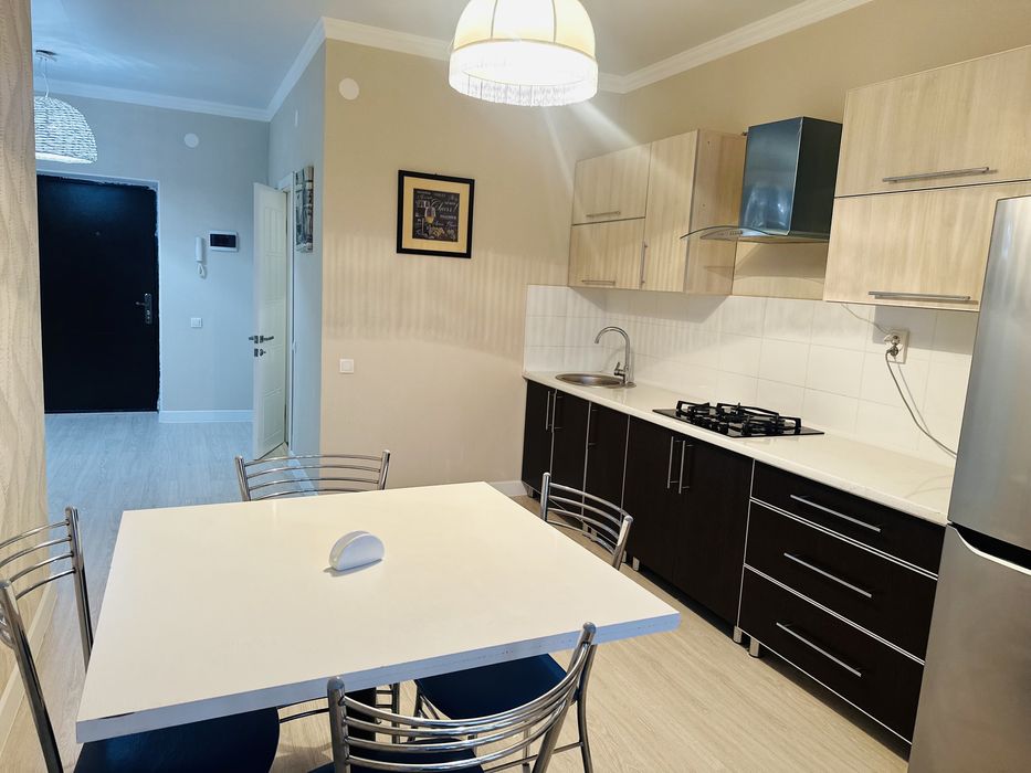 Сдается люкс квартира на батысе