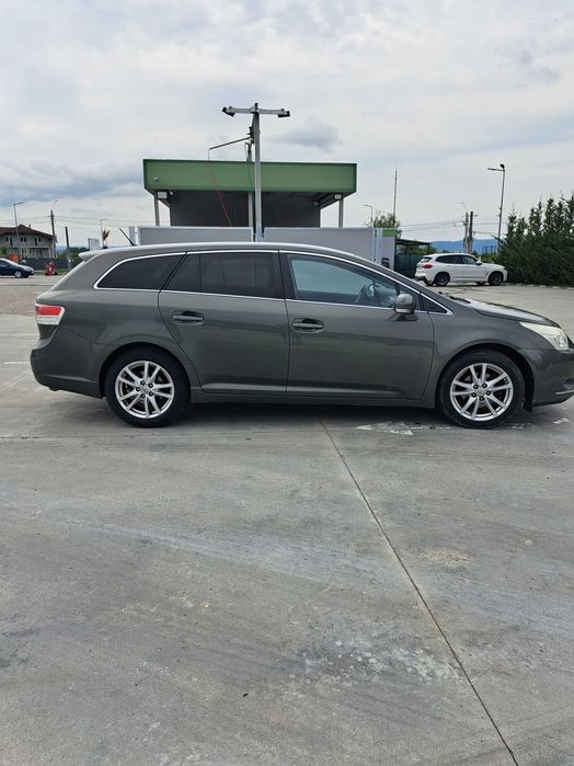 TOYOTA Avensis 2011 — imagine 4