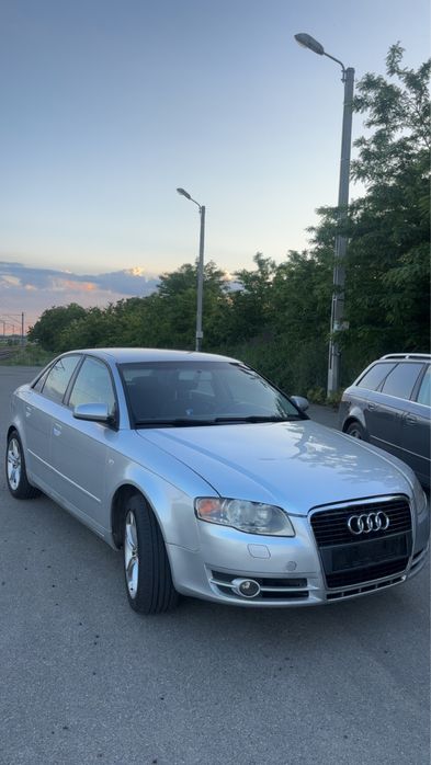 Audi A4 B7.