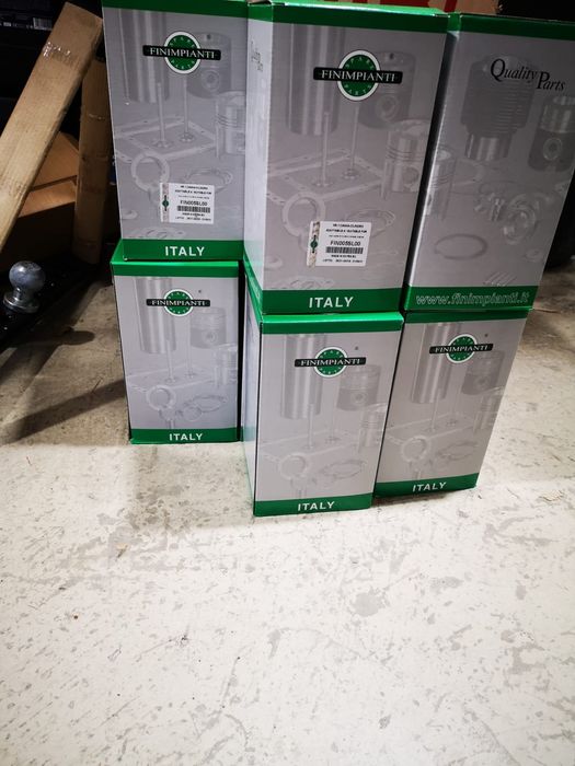 Set Segmenti Ø108 6 Seg piston tractor fiat 615 om varianta cu 5 și 6