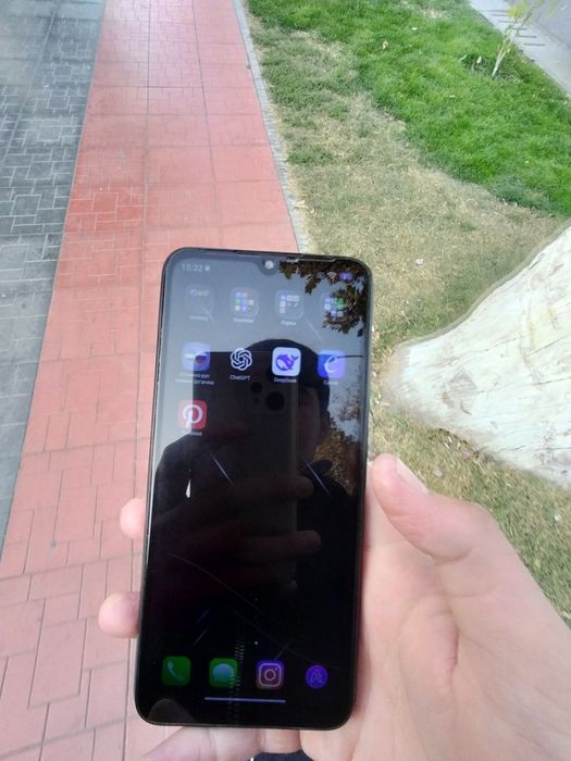 Holati ideal redmi 10a sotiladi