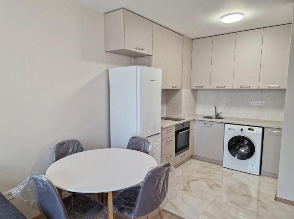 Дава се под наем Двустаен апартамент в София, Малинова долина - 55 кв.м за 770 € - Снимка #2