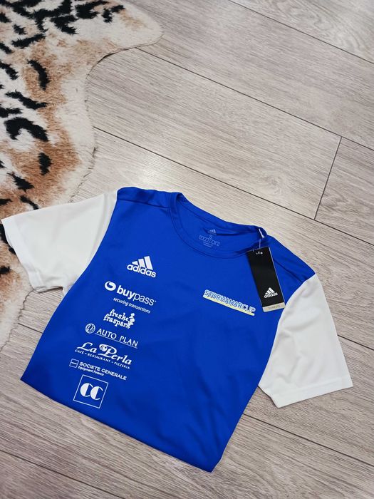 Оригинална нова юношеска тениска на Adidas