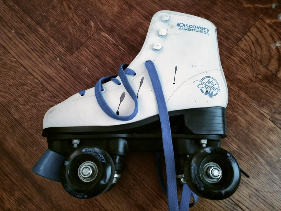 Vând role mărimea 36 Discovery adventures