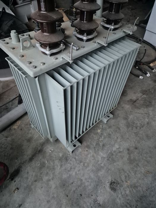 Vând transformator Simens 160 KWA
