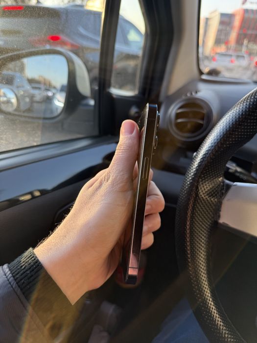 Iphone 14 pro  srochno