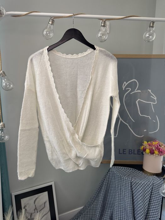 Дамски пуловер 10 лв S M