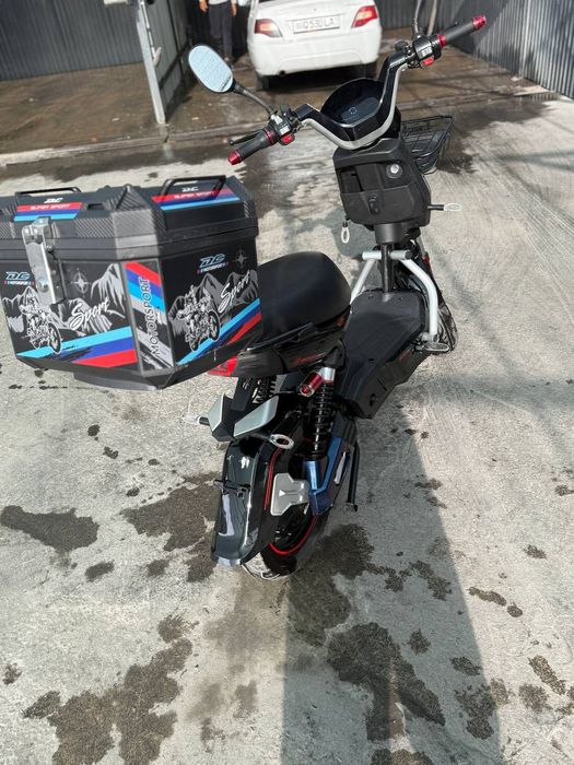 Продается скутор в отличном состояни