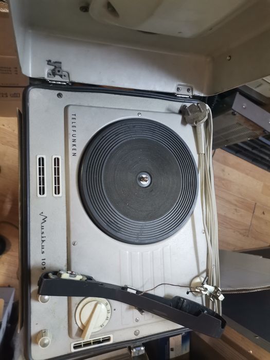 Telefunken  pt piese sau restaurare
