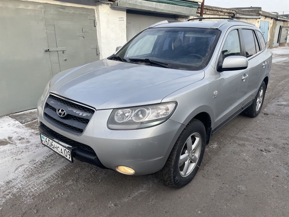Авто hyundai santa fe……..