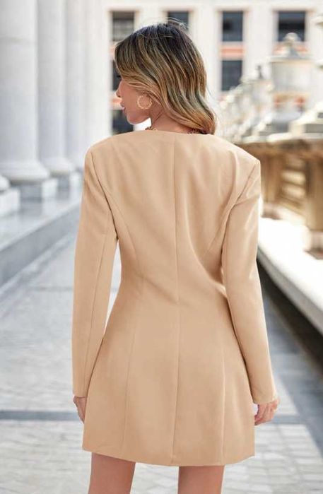 Продавам рокли С размер. Всяка по 25 лв.