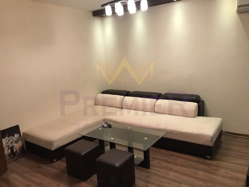 Дава се под наем Тристаен апартамент в Варна, ВИНС - 90 кв.м за 750 € - Снимка #2