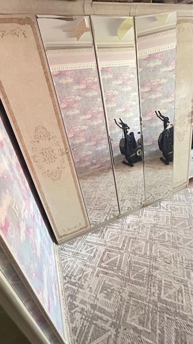 Продается шкаф 5-ти дверный