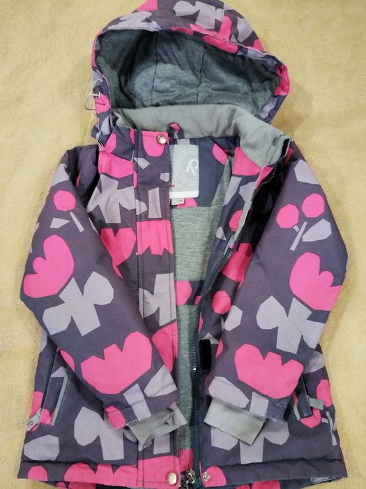 Демисезонный комбинезон для девочки