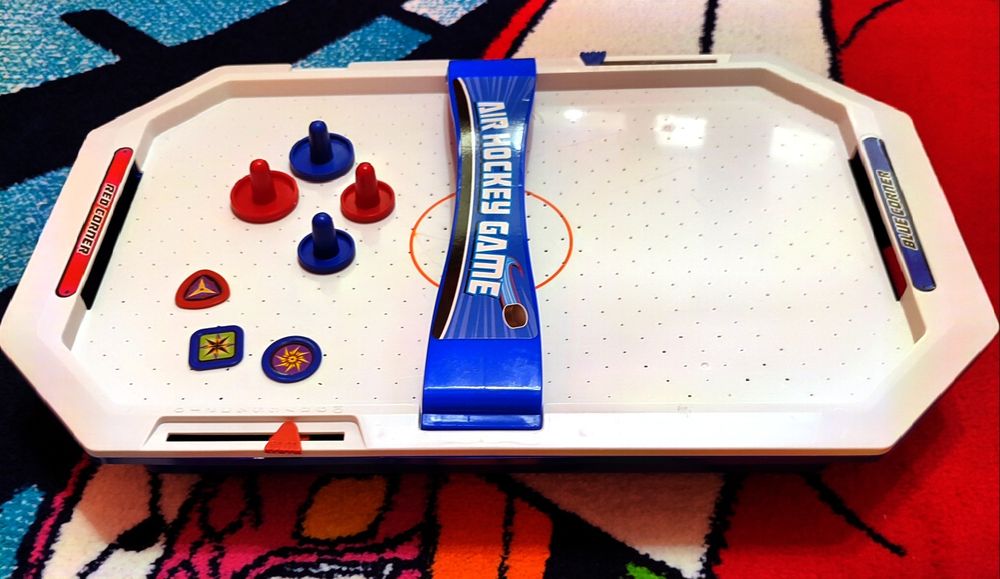 Различни играчки,писти Hot wheels