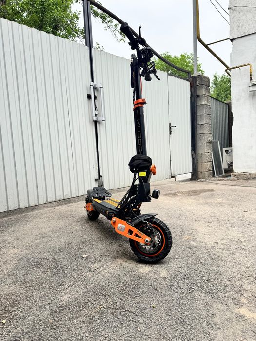 Продам электросамокат kugoo g2 max 2025