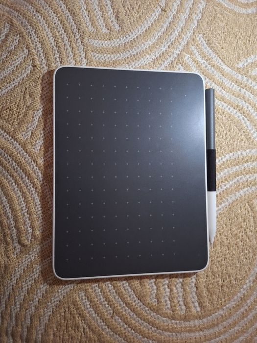 Графичен таблет Wacom One S Pen