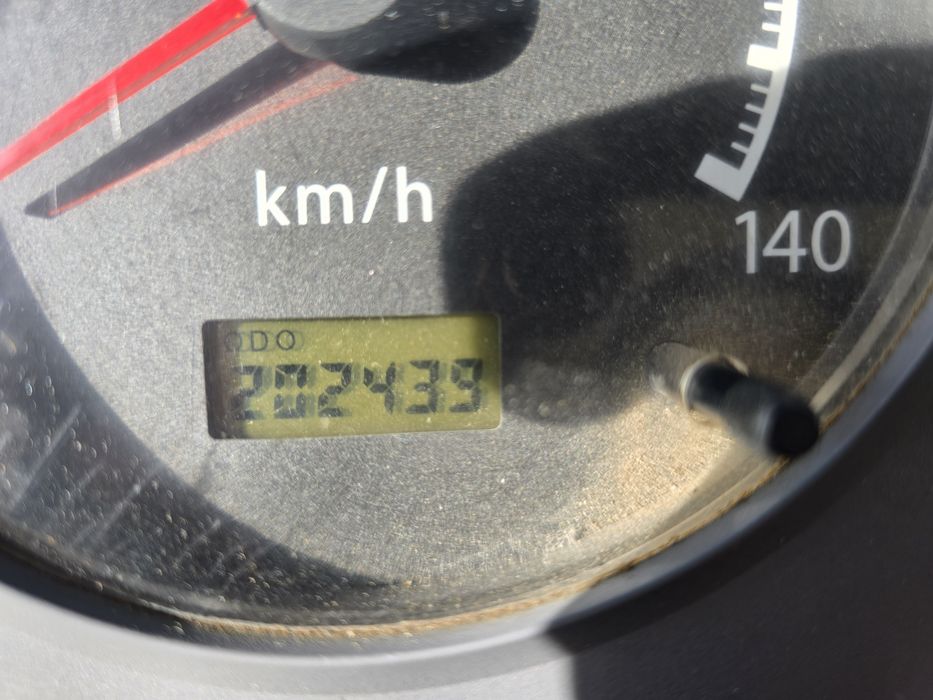 Nissan Atleon Basculabil 150 de cai