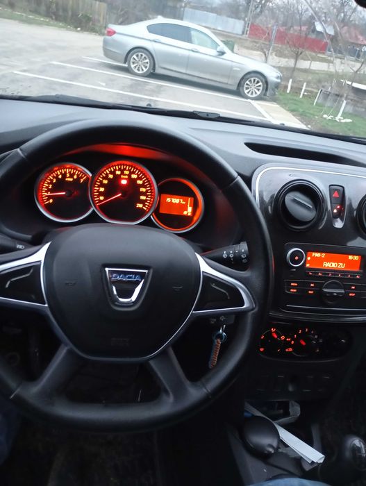 Logan MCV 0,9 tce benzina și gpl