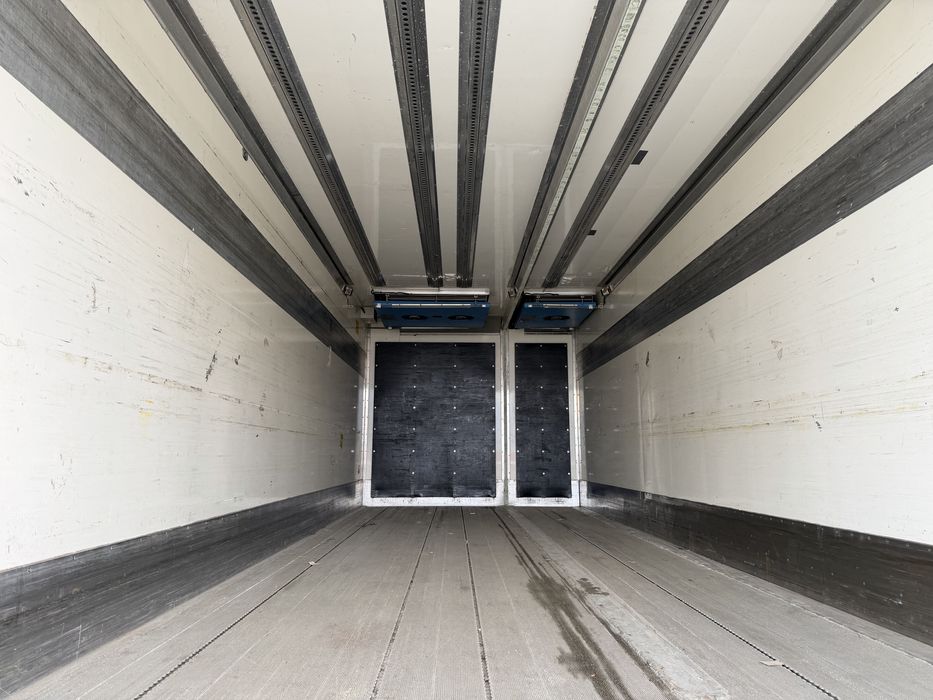 Mercedes-Benz Actros 2541 Frigoblock + Lift