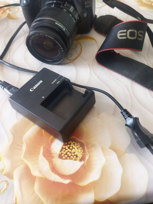 Фотоаппарат зеркальный Canon EOS 11 то00D