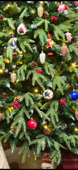 ПРОДАМ искусственную ёлку